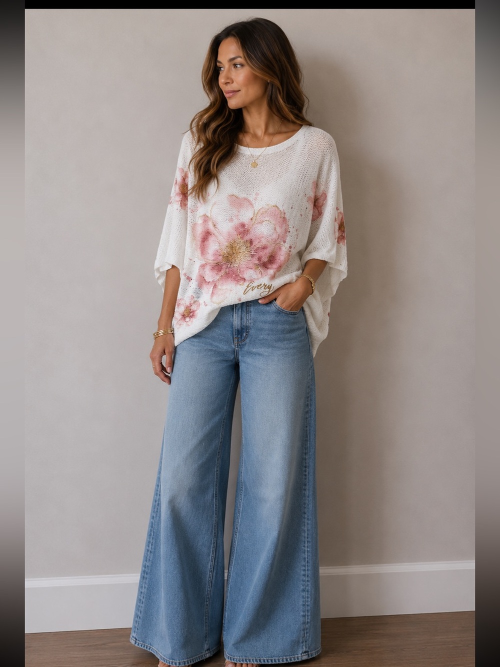 MADE IN ITALY 🇮🇹 Floral Watercolor Knit Top - White with Pink Bloom